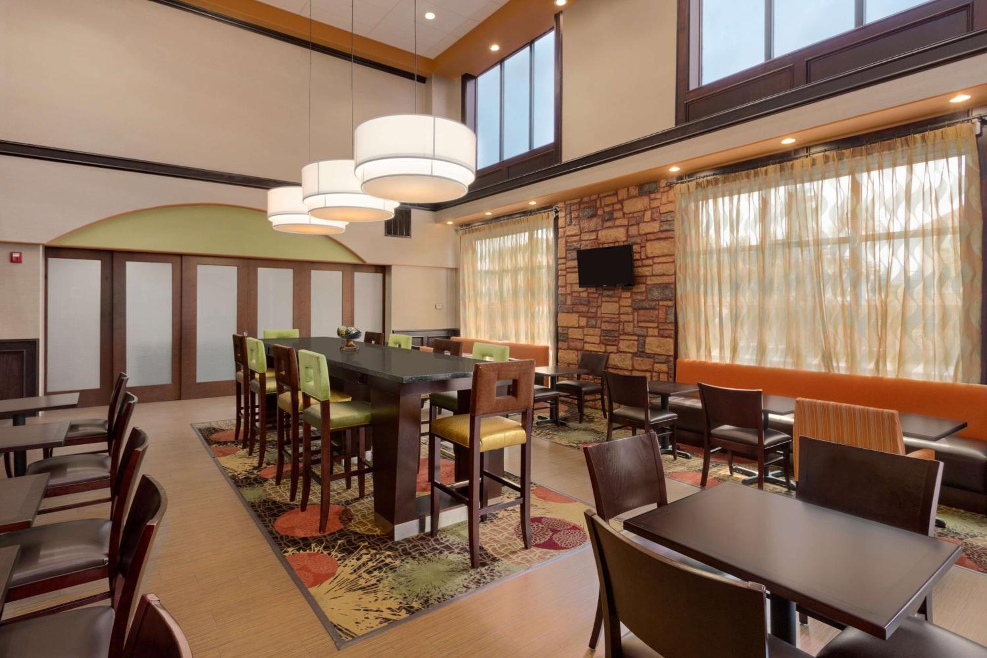 Hampton Inn & Suites פאר מראה חיצוני תמונה